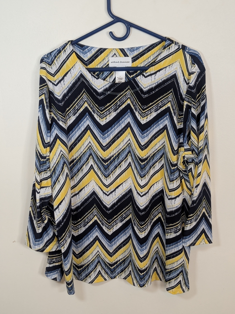 Alfred Dunner Yellow & Navy Chevron Print Women's Top